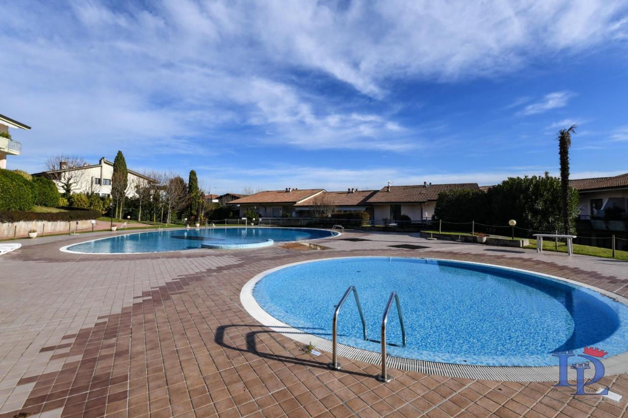 Desenzanoloft Official Partner Marriott Homes & Villas - A Casa Di Attila Desenzano del Garda Exterior foto